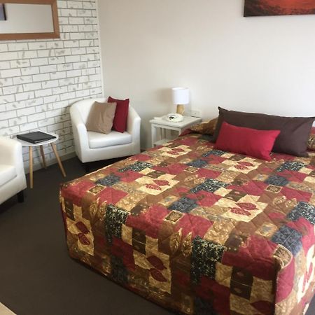 Culcairn Motor Inn ภายนอก รูปภาพ