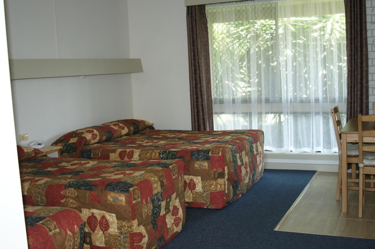 Culcairn Motor Inn ภายนอก รูปภาพ