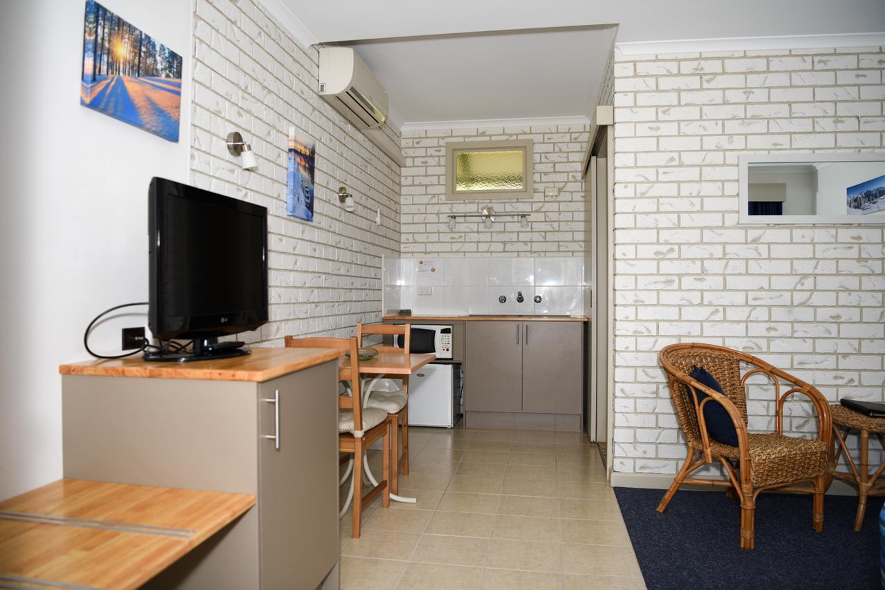 Culcairn Motor Inn ภายนอก รูปภาพ