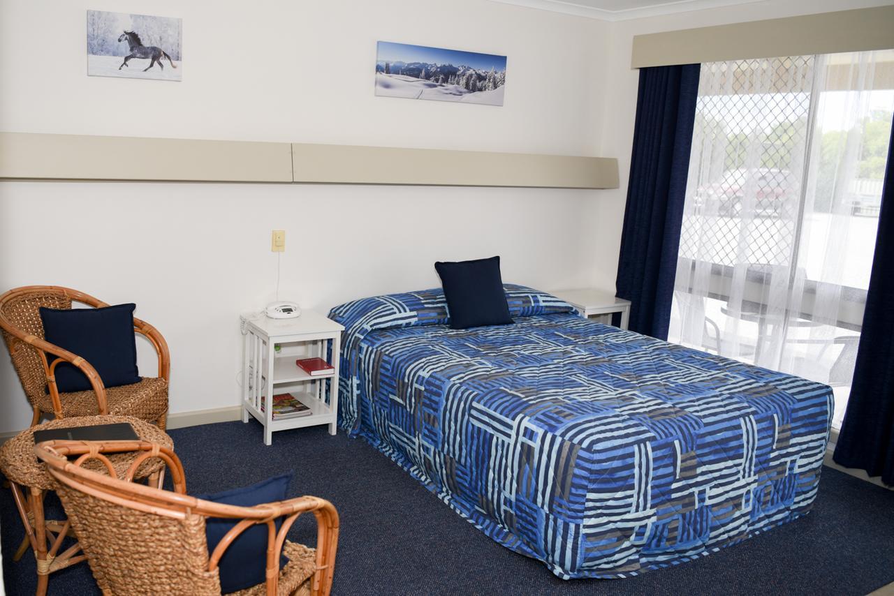 Culcairn Motor Inn ภายนอก รูปภาพ