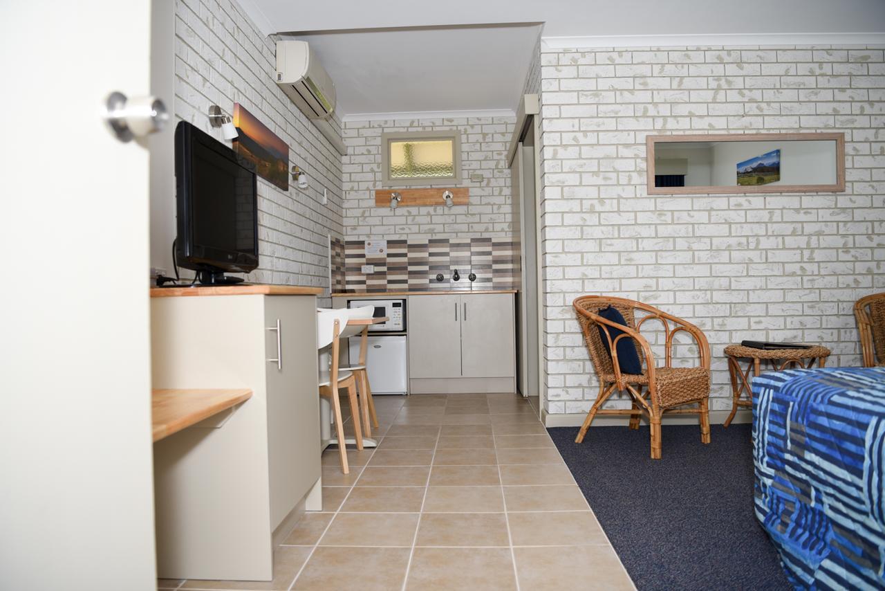Culcairn Motor Inn ภายนอก รูปภาพ