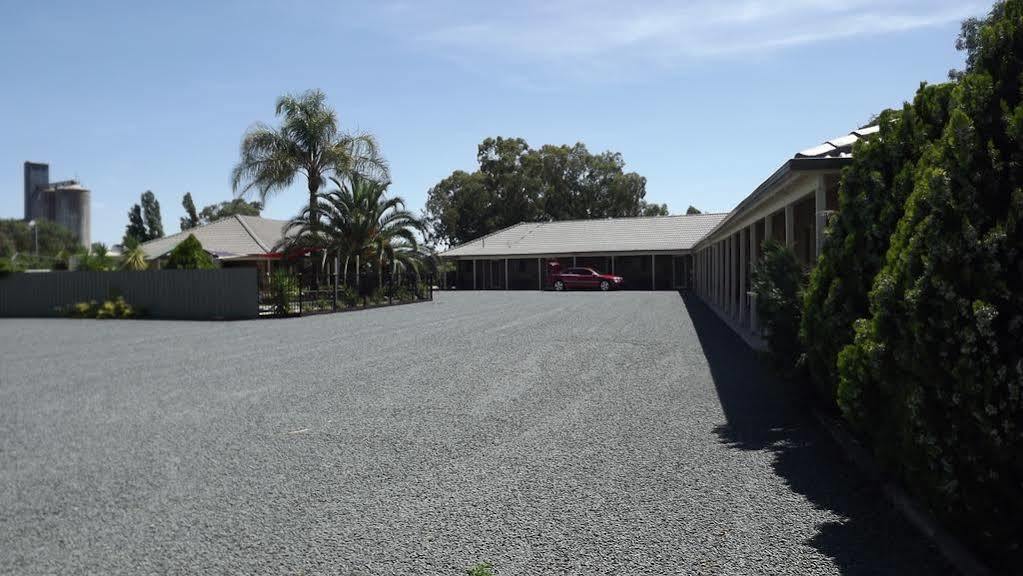 Culcairn Motor Inn ภายนอก รูปภาพ
