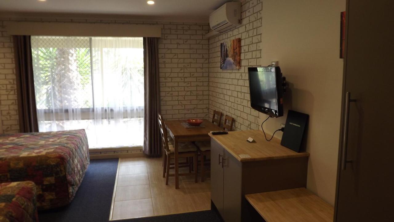 Culcairn Motor Inn ภายนอก รูปภาพ