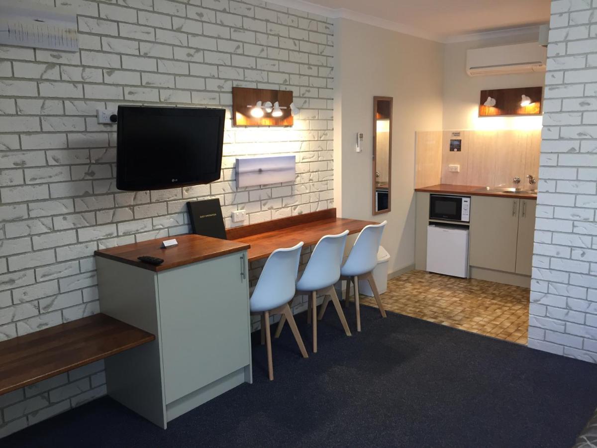 Culcairn Motor Inn ภายนอก รูปภาพ